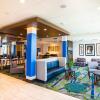 Отель Holiday Inn Express & Suites Greenwood Mall, an IHG Hotel, фото 2