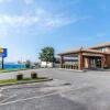 Отель Comfort Inn East, фото 18