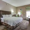 Отель Hampton Inn Dickson, фото 3