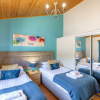 Отель Douglas Fir Lodge With Hot Tub Near Cupar, Fife, фото 6