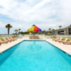 Отель Days Inn Jekyll Island Oceanfront Resort, фото 11
