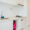 Отель Nice And Minimalist Studio At Sky House Bsd Apartment, фото 4