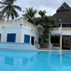 Отель Charming and Remarkable15-bed Villa in Diani Beach, фото 1