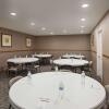 Отель Hawthorn Suites by Wyndham Dearborn/Detroit, фото 12