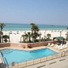 Отель Holiday Terrace Beachfront Hotel, a By The Sea Resort, фото 13