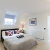 Отель JOIVY Dazzling 2BR flat near by East Putney station, фото 3