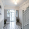 Отель HAUS Detached Five Bed House - Off-street Parking - 11 Guests - Garden -WIFI - Smart TV-TOP RATED, фото 1