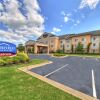 Отель Fairfield Inn & Suites by Marriott Russellville, фото 3