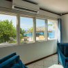 Отель Private Beach Ocean Front Boat Dock Tiki Bar, фото 8
