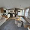Отель Stunning 8 Berth Caravan in Poole, фото 6