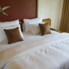 Отель Country Lakeview Hotel, фото 18