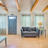 Отель Central Catalina Cottage: Walk to Ferry & Eateries, фото 5