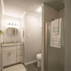 Отель Walk to the Silos 3 Bed 1960 s Bungalow Near Baylor, фото 7