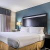 Отель Holiday Inn Express & Suites Roanoke Rapids SE, an IHG Hotel, фото 4