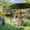 Отель OYO 1190 Ndalem Katong Guest House, фото 14