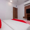 Отель OYO 15442 Mahalakshmi Suites, фото 13