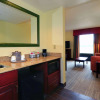 Отель Hampton Inn & Suites Lamar, фото 25