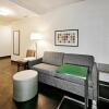 Отель Holiday Inn Hotel & Suites Calgary Airport North, an IHG Hotel, фото 14