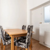Отель Guestready - Brighton Centre Seaside Townhouse, фото 9