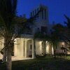 Отель Life Resort St.Thomas Royal Palm в Ватаму