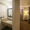 Отель Quality Inn & Suites, фото 43