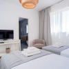 Отель Exclusive Seafront Suites with hot tub, фото 6