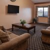 Отель HomeTown Inn, фото 10