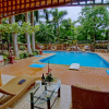 Отель E-Outfitting Golden Country Hotel, фото 22