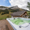 Отель Le Lodge Rodzina, Luxueux chalet jacuzzi 12-14pers, by LocationlacAnnecy, LLA Selections, фото 13