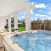 Отель A Crystal Place Hot Tub and Fire pit 1 Blk off Main St, фото 10
