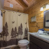 Отель Cuddlin Up by Heritage Cabin Rentals, фото 5