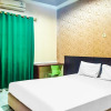 Отель OYO 91936 Hotel Lima Dara, фото 19