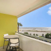 Отель Condo di Cocco 3-oceanfront Dog Friendly w Pool, фото 8