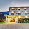 Отель Treebo Trend Shri Aprameya Resort, фото 1