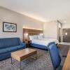 Отель Holiday Inn Express & Suites Tulsa East - Catoosa, an IHG Hotel, фото 7