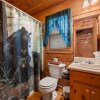 Отель Bear Necessities-cozy Cabin Beside Briar Creek Fire pit Wifi and pet Friendly, фото 5