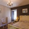 Отель Graceful Holiday Home in Brignac la Plaine with Terrace в Борезе