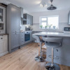 Отель Town Heights - 3 Bedroom Holiday Home - Tenby, фото 27