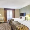 Отель Baymont Inn & Suites Essex Burlington Area [Ex. Handy Suites], фото 2