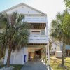 Отель Sandy Bottoms - Relax, Unwind, And Enjoy All The Beach Has To Offer 3 Bedroom Home by Redawning, фото 31