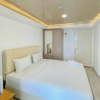 Отель Modern Look Studio At Bassura City Apartment, фото 12