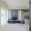 Отель Homey And Warm Studio Room At Taman Melati Margonda Apartment, фото 5