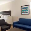 Отель Holiday Inn Express & Suites Shawnee, an IHG Hotel, фото 4