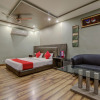 Отель OYO 3511 Crystal Studio, фото 11