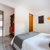 Отель C A L Suites, фото 3