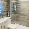 Отель Sandleigh Apartment, фото 8