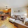 Отель Luxe Mountain Getaway - 3 Blocks To Main Street! 1 Bedroom Condo, фото 4