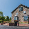 Отель The Baiting House and Lodges, фото 1