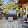 Отель Riverwood Lodge 5 Bedroom Home by NW Comfy Cabins by RedAwning, фото 13