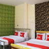 Отель OYO 1722 Villa Ciparay Indah, фото 21
